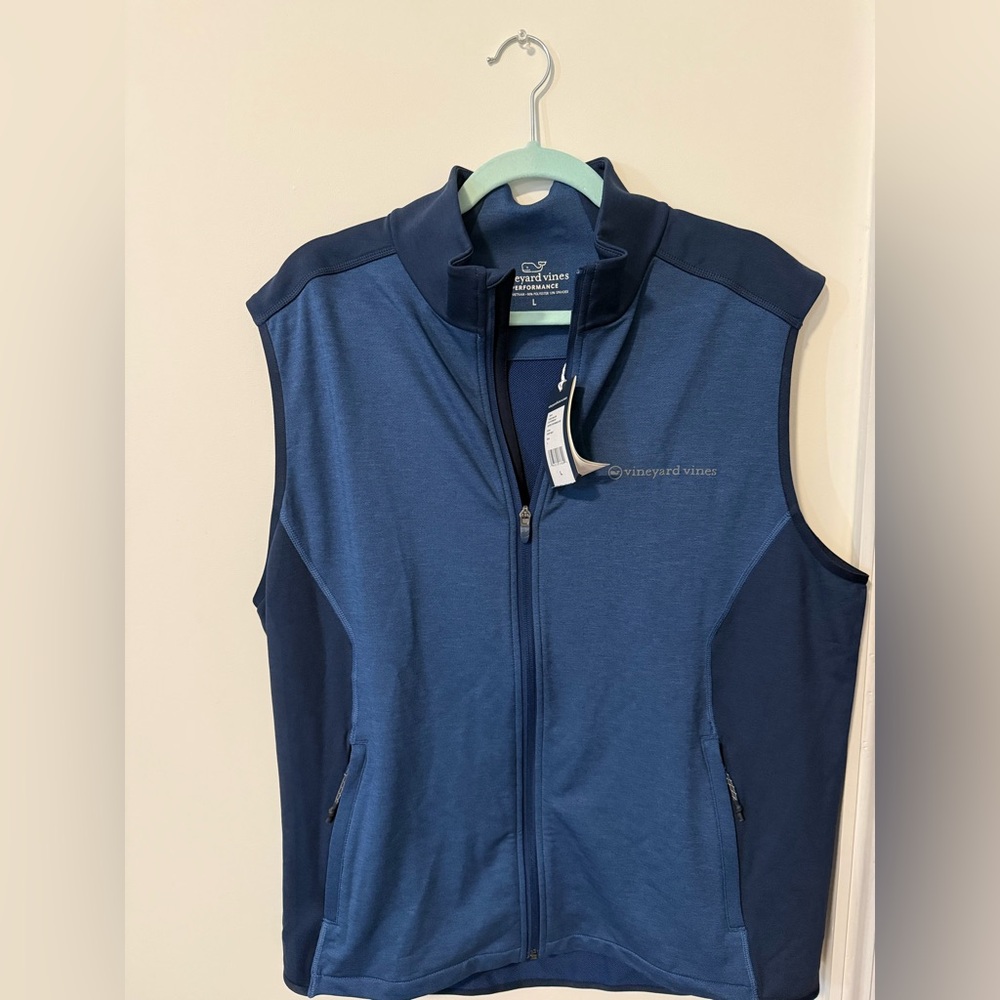 Vineyard Vines Oakfield Performance Vest, Large - NWT